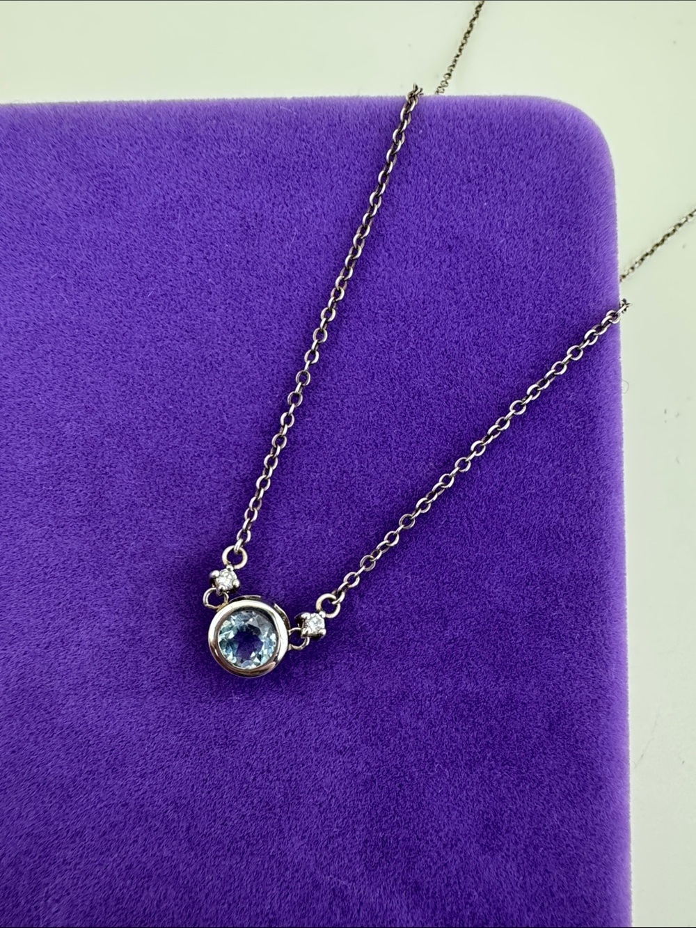 💛 Sterling Silver Blue Topaz Stone Pendant Necklace